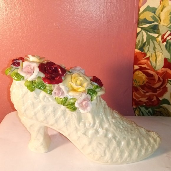 Fancy Ladies WHITE 8" Dress Shoe - Dresser Decor with PURPLE & PINK FLOWERS - Picture 1 of 11